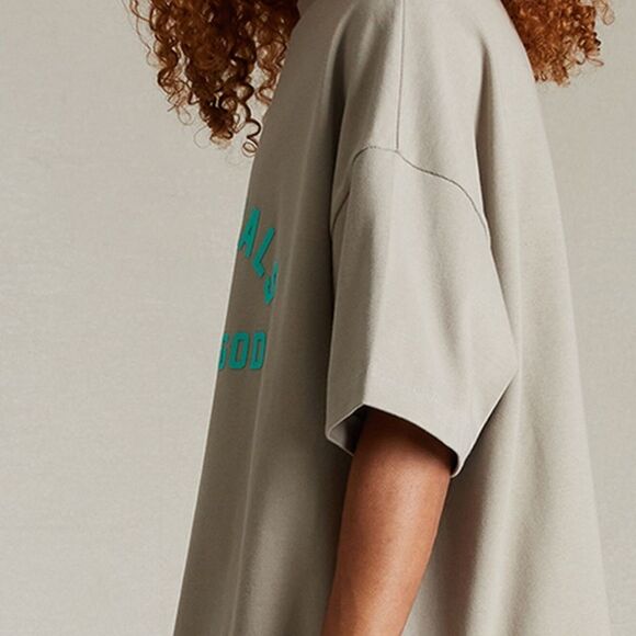 Fear of God Essentials Heavy Dark Heather Oatmeal/Teal Print T-Shirt FOG Bag - Picture 5 of 7